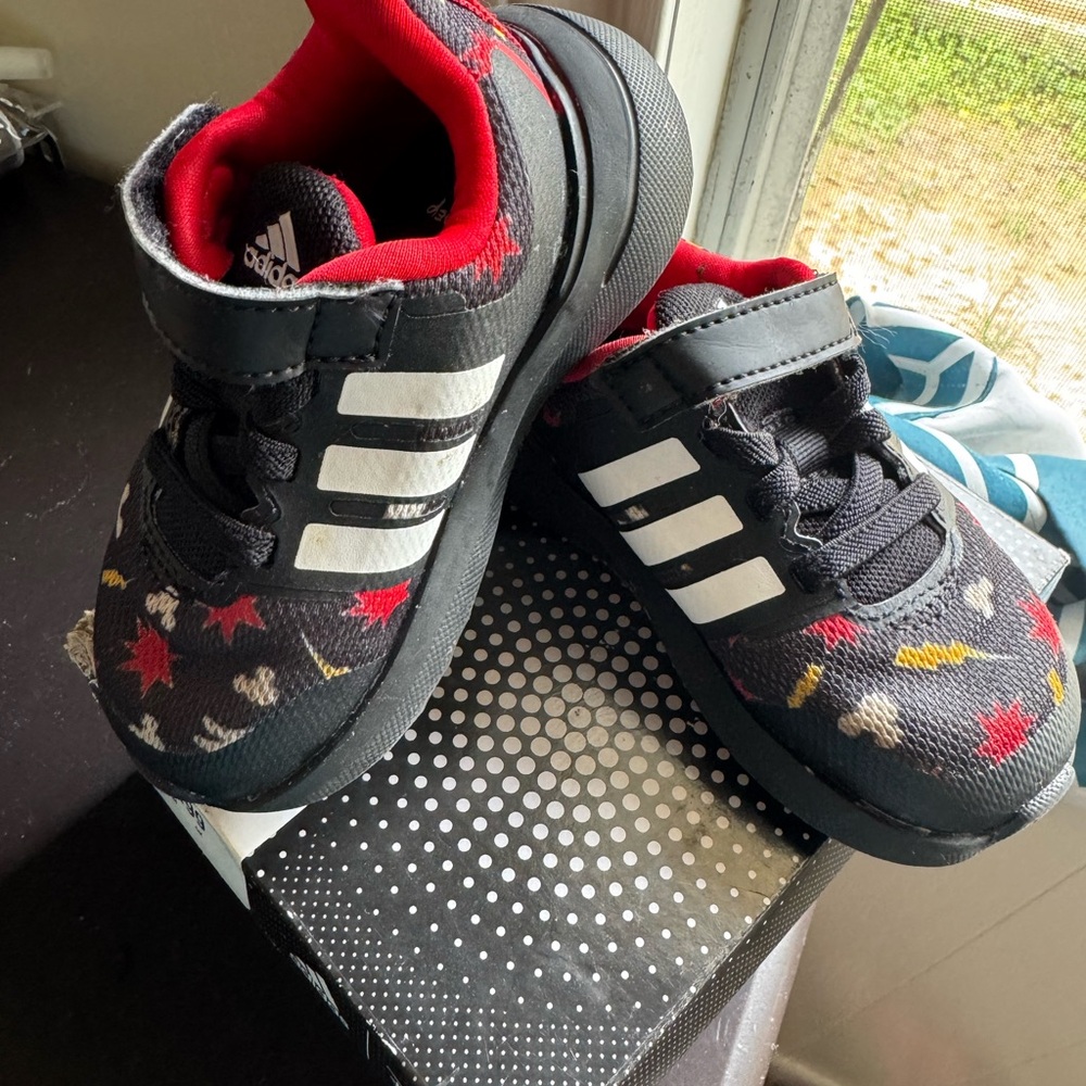 Adidas Kids' Black and Red Sneakers